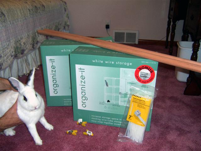 Multi level outlet rabbit enclosure